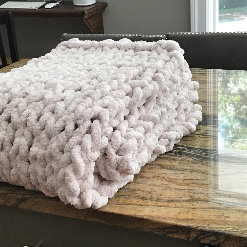 Chunky chenille blankets for sale!